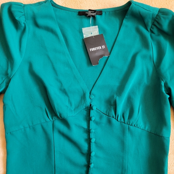 Forever 21 green long sleeve top size  M juniors - Picture 8 of 8